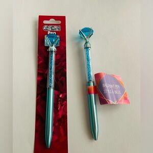 New 2 Pen with Blue Diamond Shape on Top